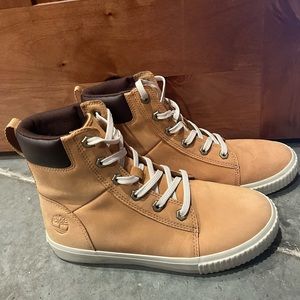 Timberland High-Tops. Size 7.5.